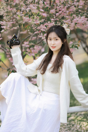 《一路向西2》王李丹妮