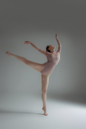 天躁夜夜躁狼狠躁