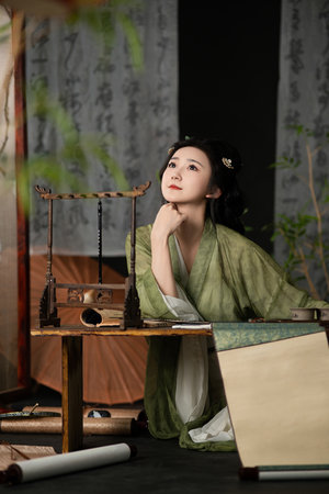 丰满艳妇岳的引诱hd电影